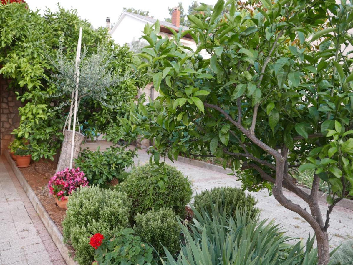 Apartman Ruza Krk Town Exterior foto