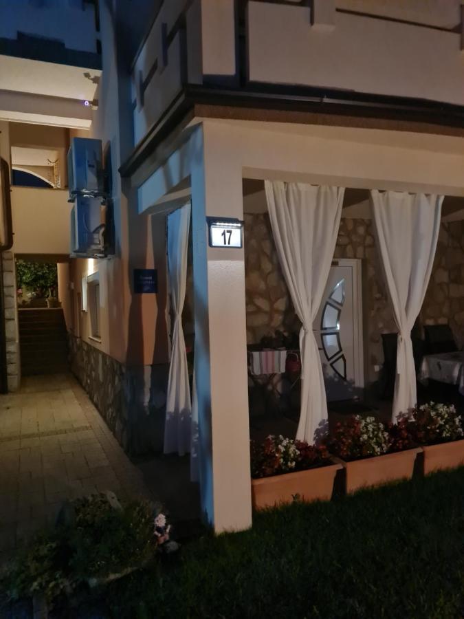 Apartman Ruza Krk Town Exterior foto
